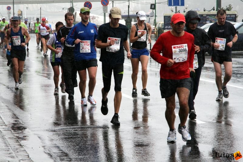 Budapest Maraton futás esőben, budapest_marathon_9751.jpg