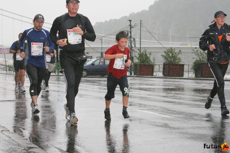 Budapest Maraton futás esőben, budapest_marathon_9811.jpg