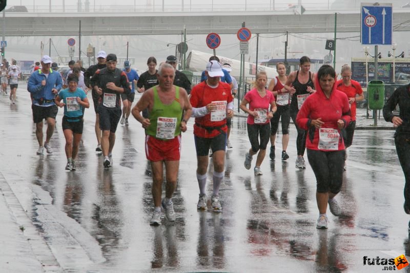 Budapest Maraton futás esőben, budapest_marathon_9818.jpg