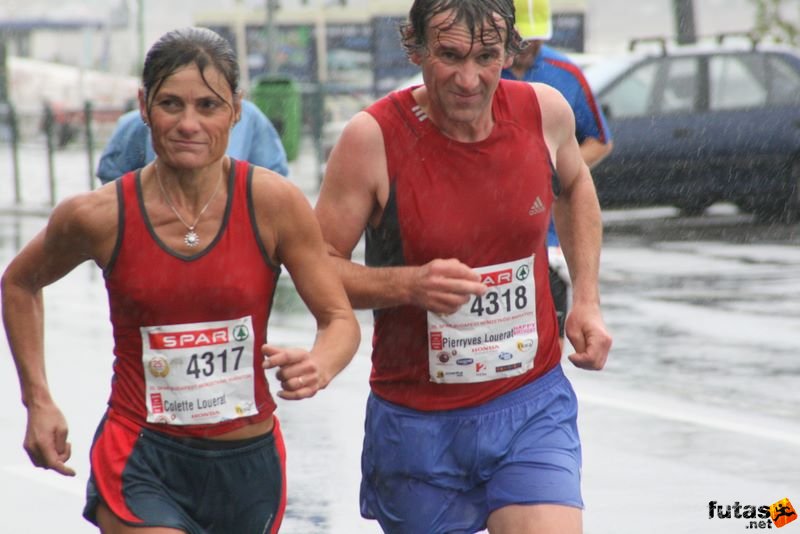 Budapest Maraton futás esőben, Louerat Colette, Louerat Pierryves