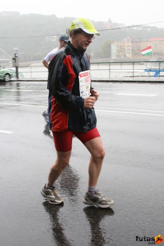 Budapest Maraton futás esőben, budapest_marathon_9823.jpg