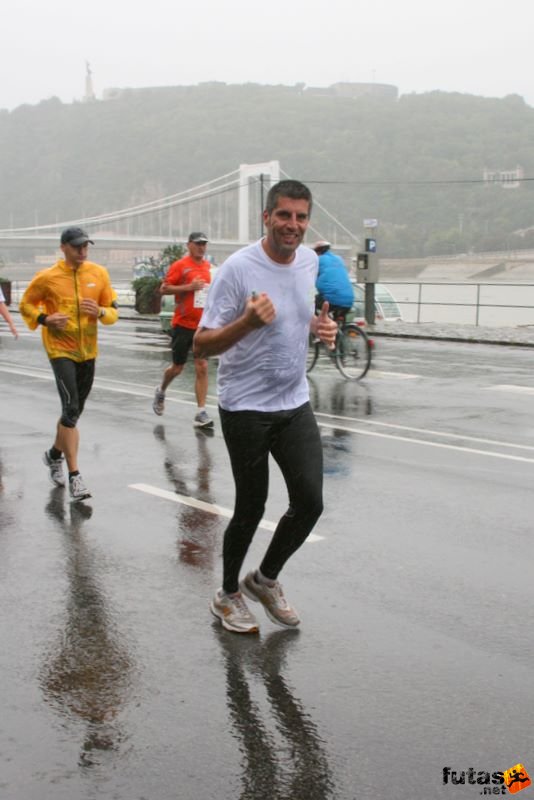 Budapest Maraton futás esőben, budapest_marathon_9827.jpg