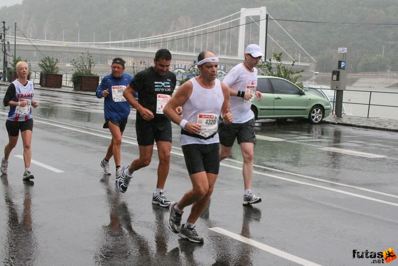 Budapest Maraton futás esőben, budapest_marathon_9832.jpg