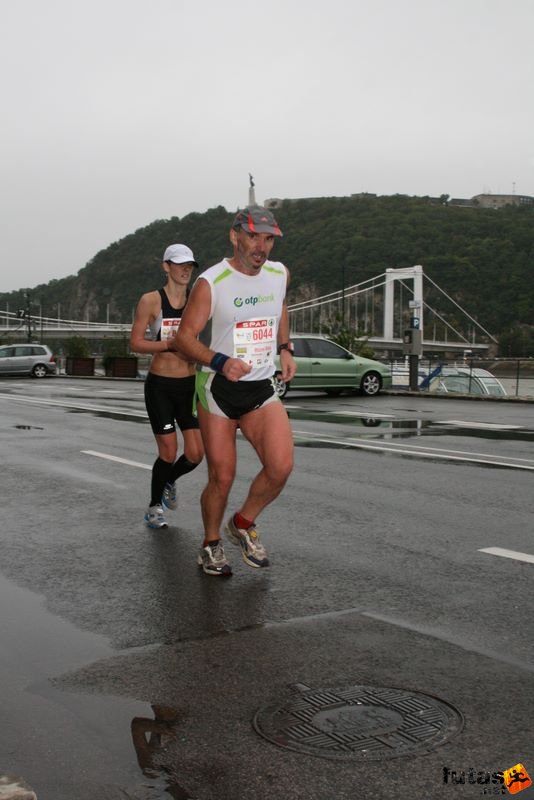 Spar Budapest Marathon Hungary 2010, Miki