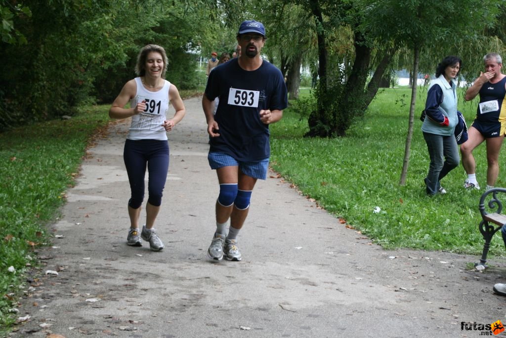 Esztergom félmaraton futóverseny, félmaraton forduló 10 kilinél