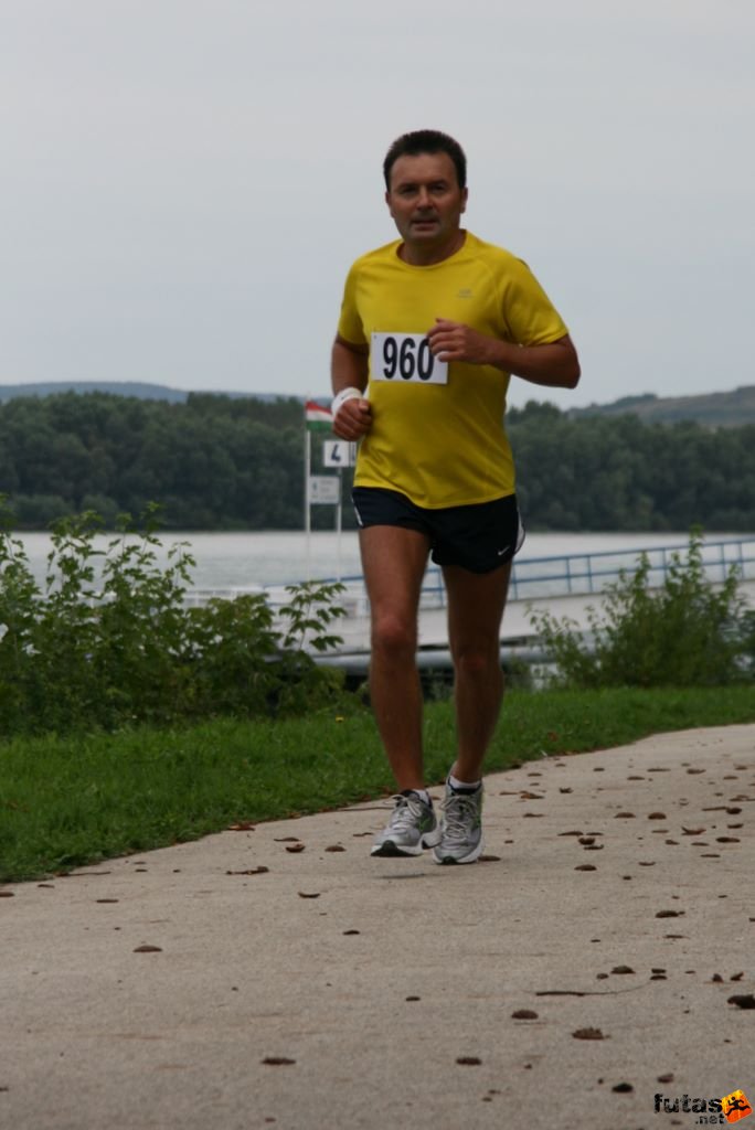 Esztergom félmaraton futóverseny, Tibi