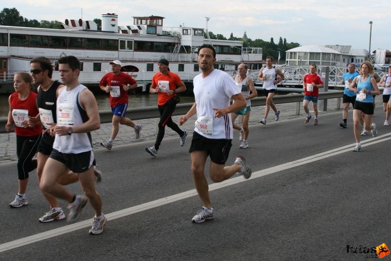 Generali Duna-parti Futógála 10 kilométeres futóverseny, futogala_9783.jpg