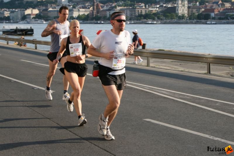 Generali Duna-parti Futógála 10 kilométeres futás, futogala_0024.jpg
