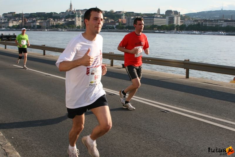 Generali Duna-parti Futógála 10 kilométeres futás, futogala_0101.jpg