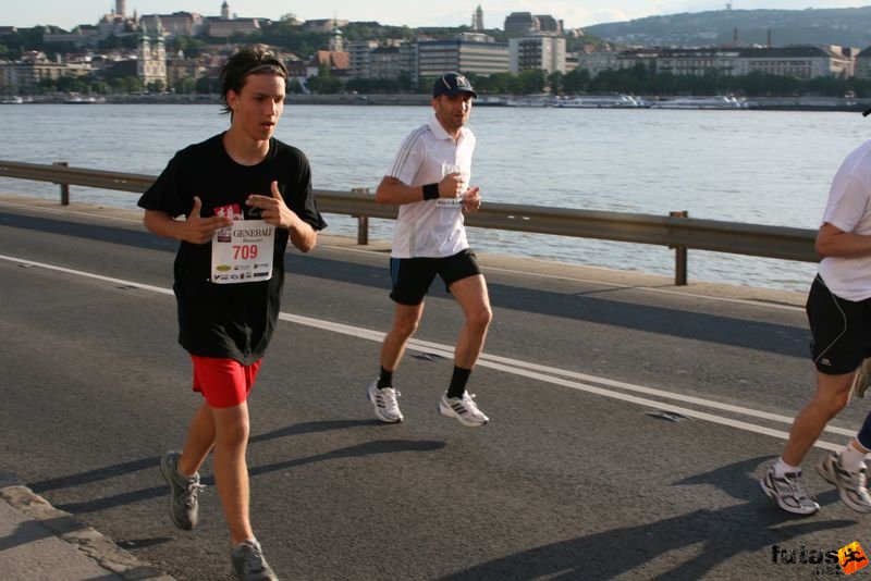 Generali Duna-parti Futógála 10 kilométeres futás, futogala_0103.jpg