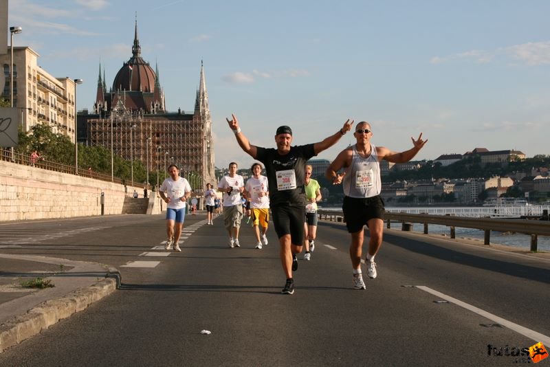 Generali Duna-parti Futógála 10 kilométeres futás, futogala_0105.jpg