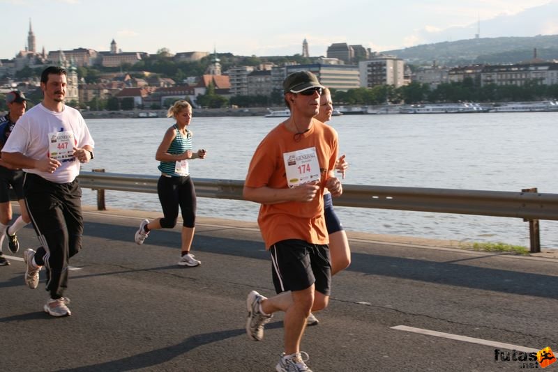Generali Duna-parti Futógála 10 kilométeres futás, futogala_0186.jpg