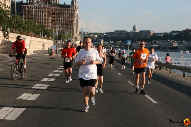 Generali Duna-parti Futógála 10 kilométeres futás, futogala_0202.jpg