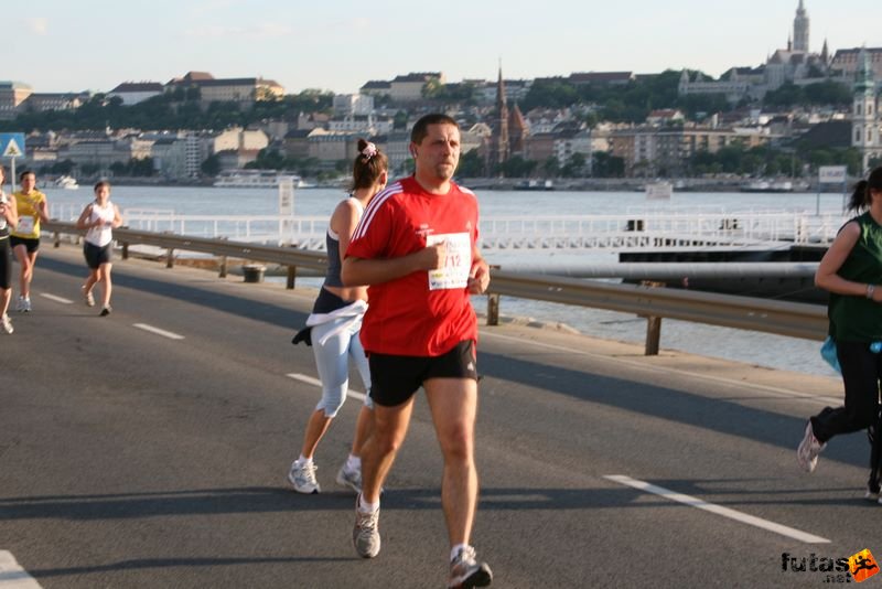 Generali Duna-parti Futógála 10 kilométeres futás, futogala_0211.jpg