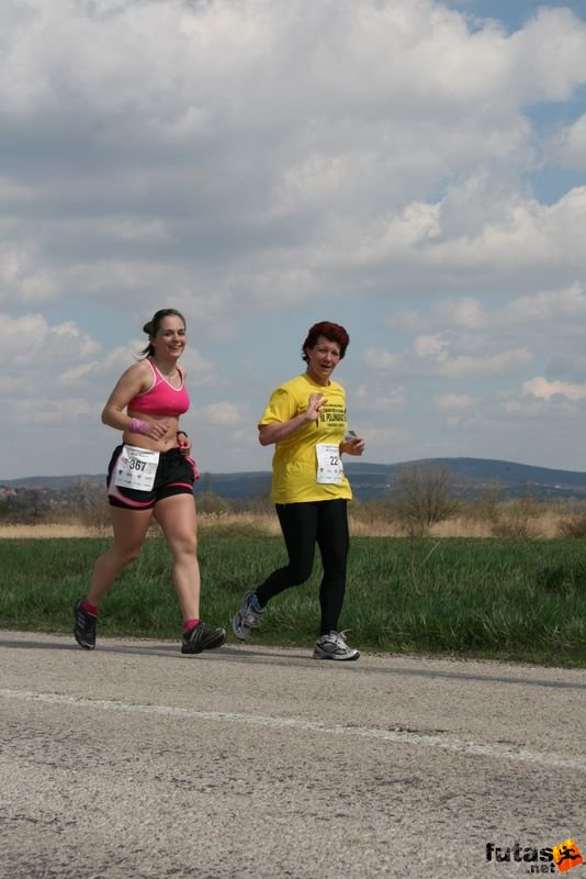 Velencei-tó 2/3 Maraton Futás, Őrsi Anna Eger, Hegedűs Etelka (Eti) Sellye