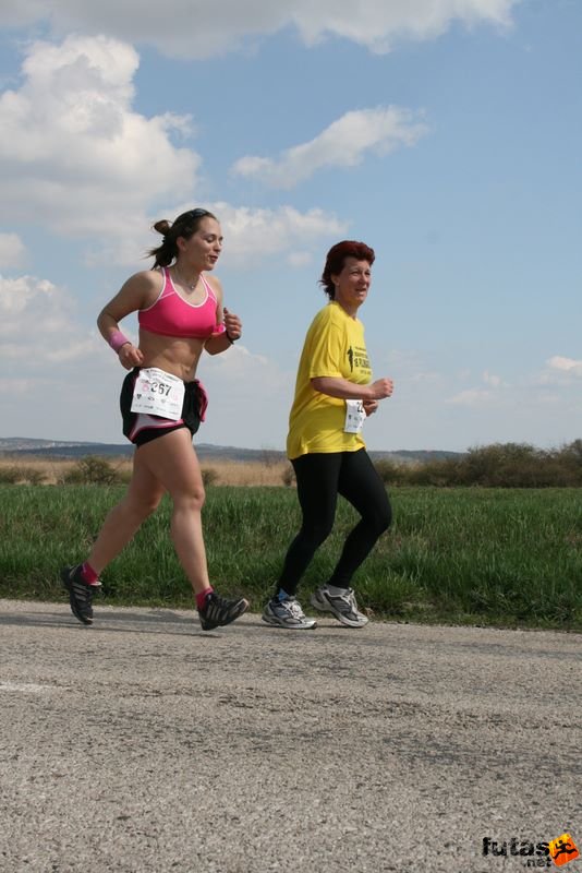Velencei-tó 2/3 Maraton Futás, Őrsi Anna, Hegedűs Etelka Eti