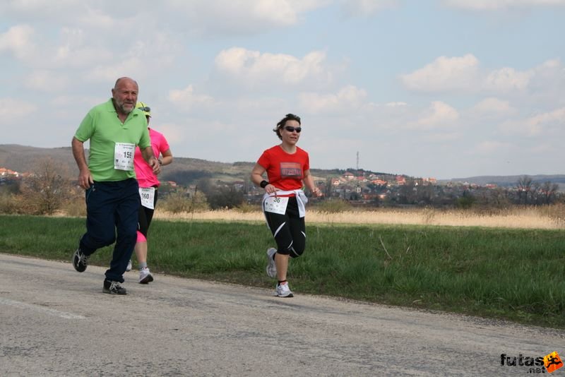 Velencei-tó 2/3 Maraton Futás, Sõr Mariann