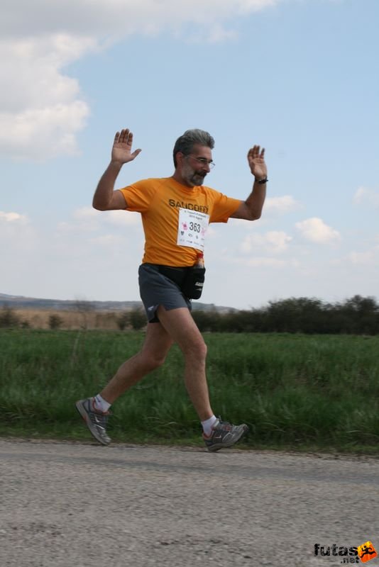 Velencei-tó 2/3 Maraton Futás, Feri
