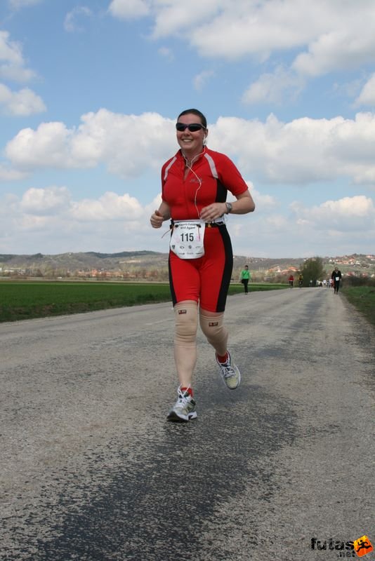 Velencei-tó 2/3 Maraton Futás, Anna