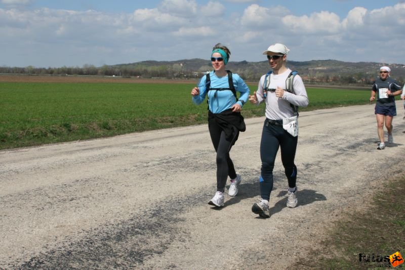 Velencei-tó 2/3 Maraton Futás, Gurdon Éva, Bocska István