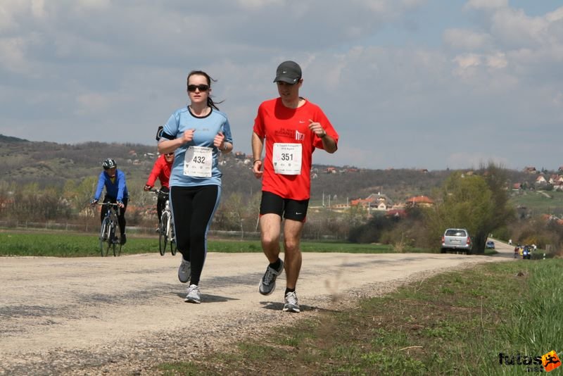 Velencei-tó 2/3 Maraton Futás, Szűcs Ibolya , Czibor Zsolt