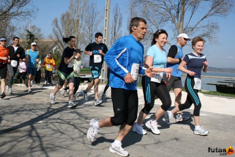 V. Tóparti Futóparti Agárd, Macsotai Gyula