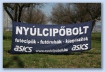 V. Tóparti Futóparti Agárd Nyúlcipőbolt, futócipők, futóruhát kiegészítők Asics
