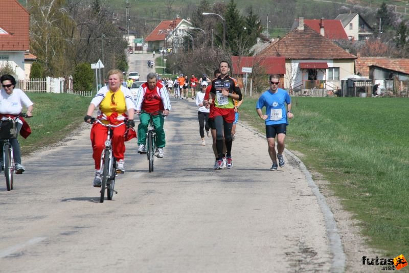 Tóparti Futóparti, futás a Velencei-tó körül Pákozd és Agárd  között, futas_5294.jpg