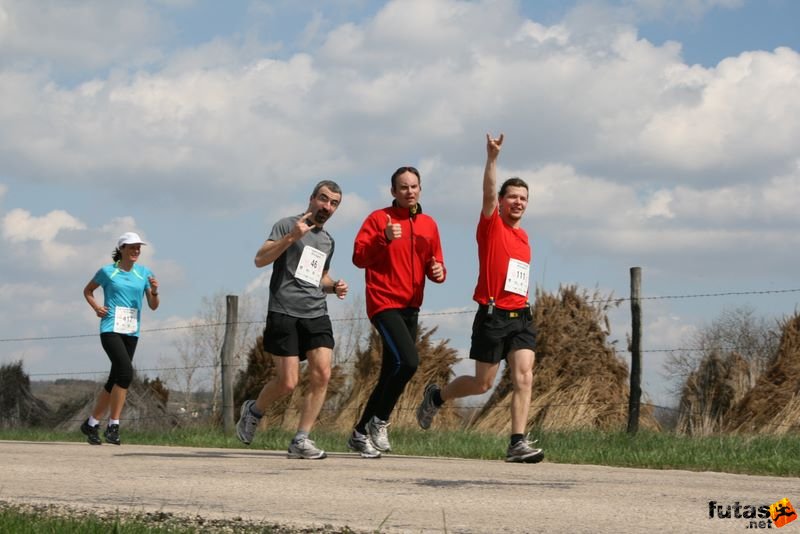 Tóparti Futóparti, futás a Velencei-tó körül Pákozd és Agárd  között, Józsa Péter (Lemúr Miki), Muk András