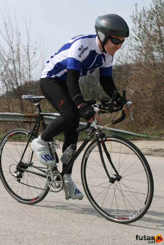 Kerékpárverseny Stop Cukrászda Időfutam Tatabánya Kerékpáros Időfutam rajt Tatabányai Kerékpár és Triatlon Klub kerékpárversenye: Stop Cukrászda Időfutam Tatabánya, Kerékpáros Időfutam rajt