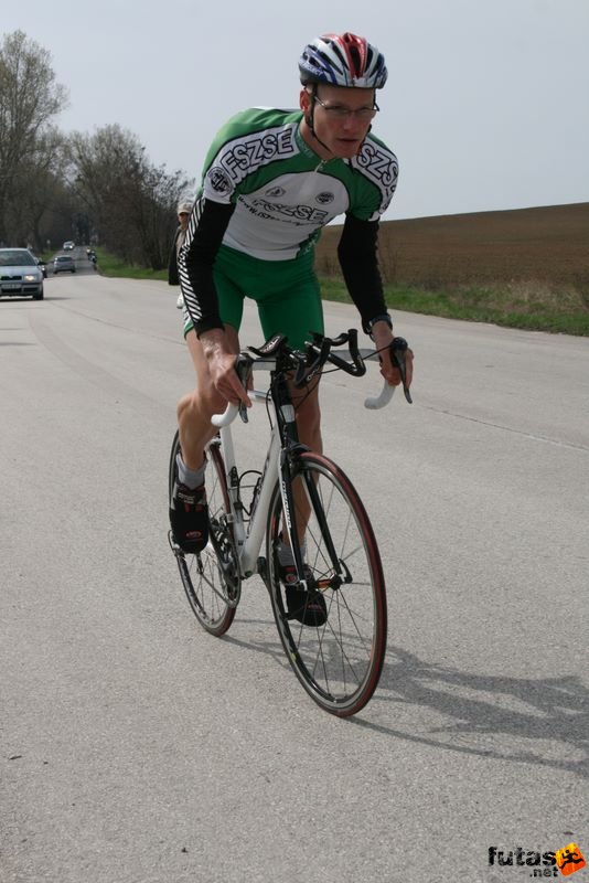 Tatabányai Kerékpár és Triatlon Klub kerékpárversenye: Stop Cukrászda Időfutam Tatabánya, FSZSE