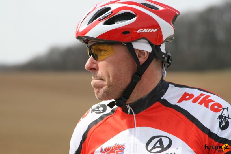 Kerékpárverseny Stop Cukrászda Időfutam Tatabánya kerekparos_idofutam_248.jpg Tatabányai Kerékpár és Triatlon Klub kerékpárversenye: Stop Cukrászda Időfutam Tatabánya, kerekparos_idofutam_248.jpg