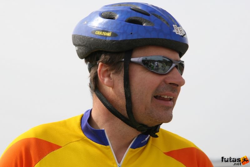 Kerékpárverseny Stop Cukrászda Időfutam Tatabánya kerekparos_idofutam_254.jpg Tatabányai Kerékpár és Triatlon Klub kerékpárversenye: Stop Cukrászda Időfutam Tatabánya, kerekparos_idofutam_254.jpg