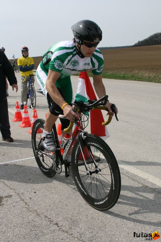 Kerékpárverseny Stop Cukrászda Időfutam Tatabánya kerekparos_idofutam_259.jpg Tatabányai Kerékpár és Triatlon Klub kerékpárversenye: Stop Cukrászda Időfutam Tatabánya, kerekparos_idofutam_259.jpg