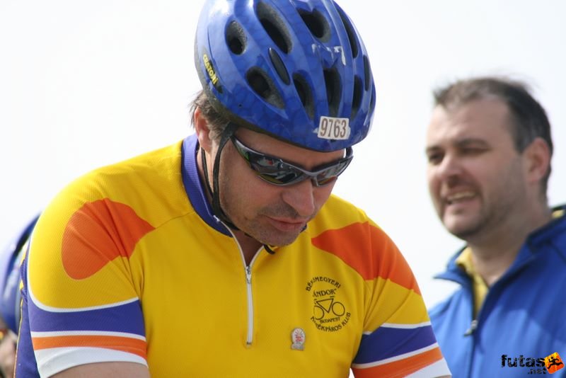 Kerékpárverseny Stop Cukrászda Időfutam Tatabánya kerekparos_idofutam_266.jpg Tatabányai Kerékpár és Triatlon Klub kerékpárversenye: Stop Cukrászda Időfutam Tatabánya, kerekparos_idofutam_266.jpg