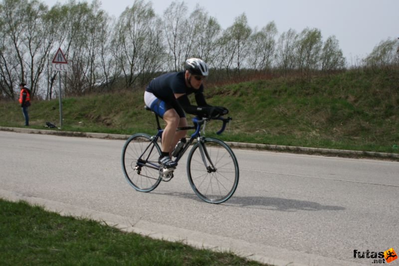 Tatabányai Kerékpár és Triatlon Klub kerékpárversenye: Stop Cukrászda Időfutam Tatabánya, kerekparos_idofutam_287.jpg