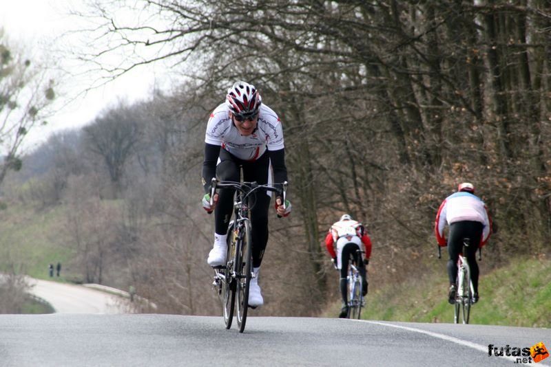 Tatabányai Kerékpár és Triatlon Klub kerékpárversenye: Stop Cukrászda Időfutam Tatabánya, kerékpárverseny