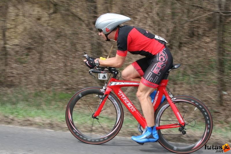 Tatabányai Kerékpár és Triatlon Klub kerékpárversenye: Stop Cukrászda Időfutam Tatabánya, TREK Bike