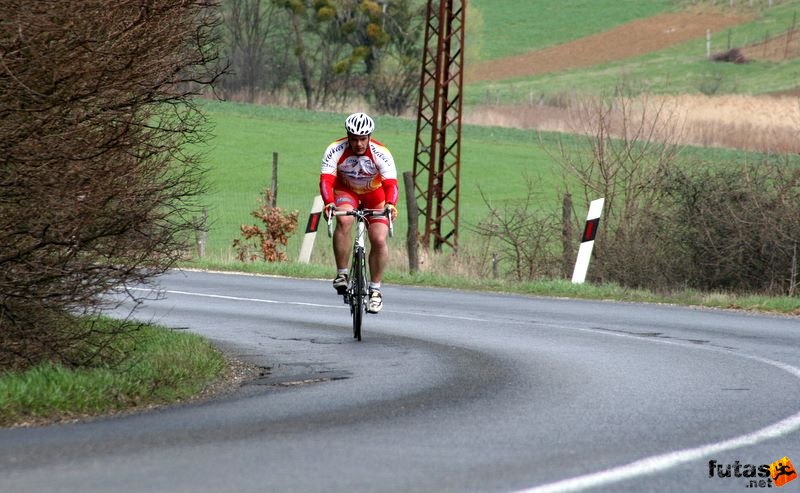 Tatabányai Kerékpár és Triatlon Klub kerékpárversenye: Stop Cukrászda Időfutam Tatabánya, kerekparos_idofutam_358.jpg