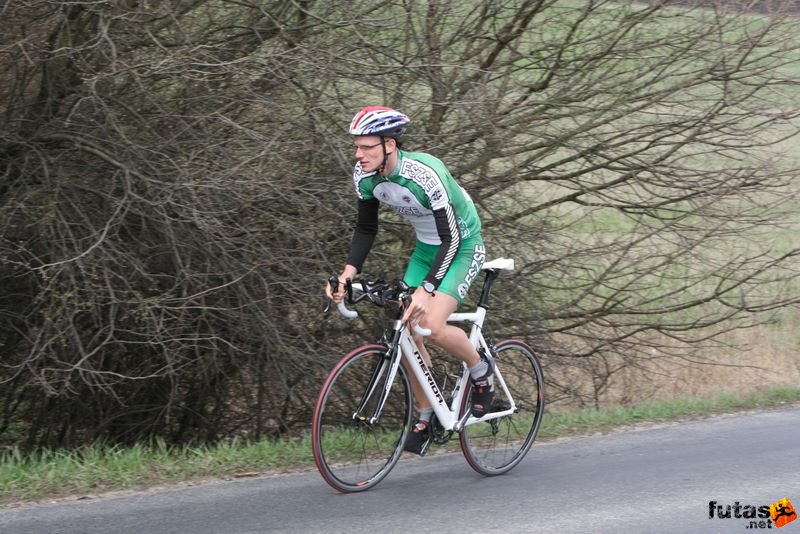 Tatabányai Kerékpár és Triatlon Klub kerékpárversenye: Stop Cukrászda Időfutam Tatabánya, Merida