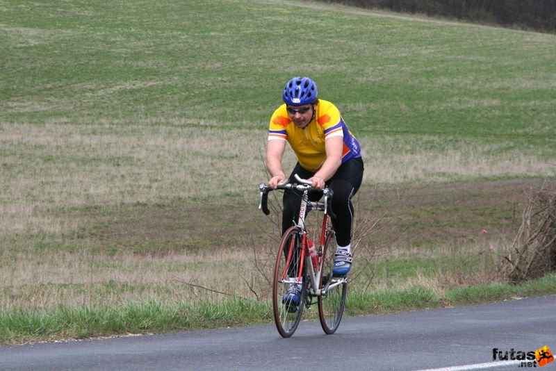 Tatabányai Kerékpár és Triatlon Klub kerékpárversenye: Stop Cukrászda Időfutam Tatabánya, Ruthart Vilmos