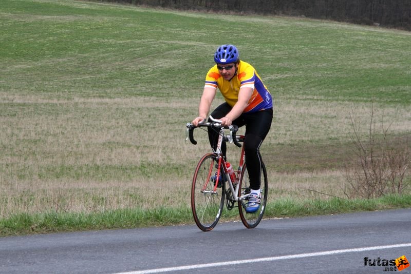 Tatabányai Kerékpár és Triatlon Klub kerékpárversenye: Stop Cukrászda Időfutam Tatabánya, Vili BVKK