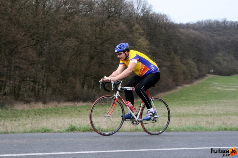 Tatabányai Kerékpár és Triatlon Klub kerékpárversenye: Stop Cukrászda Időfutam Tatabánya, Kerékpárverseny