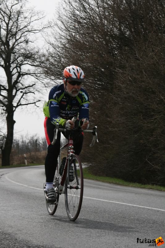 Tatabányai Kerékpár és Triatlon Klub kerékpárversenye: Stop Cukrászda Időfutam Tatabánya, kerekparos_idofutam_406.jpg