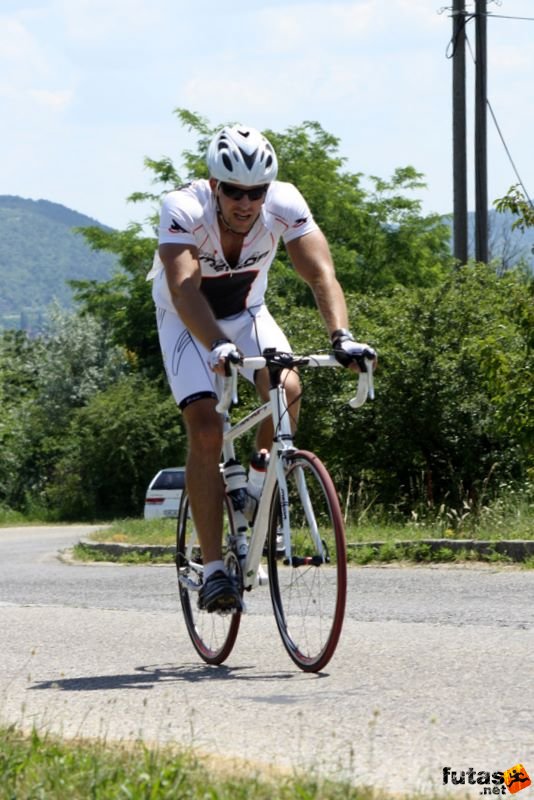 Turul Kupa hegyi kerékpárverseny Tatabánya 2010, fehér Merida