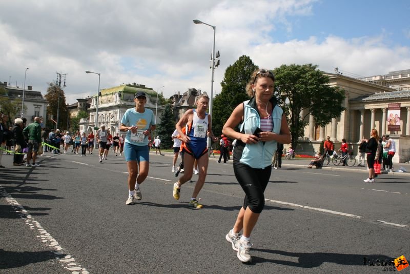 Nike Félmaraton budapesti futóverseny célja a Városligetben, nike_half_marathon_budapest_7110.jpg