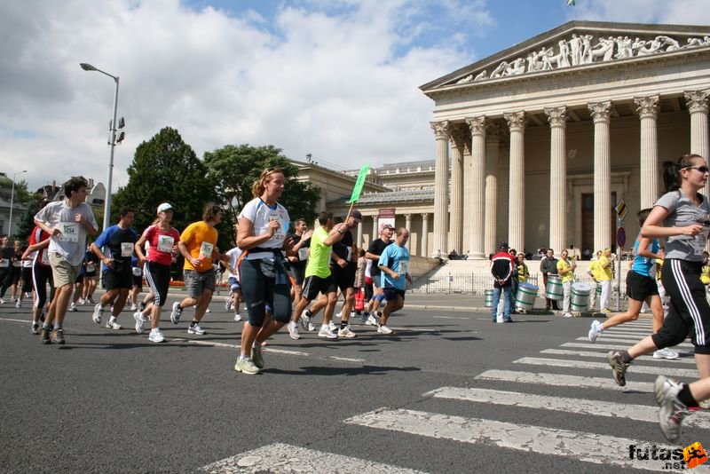 Nike Félmaraton budapesti futóverseny célja a Városligetben, nike_half_marathon_budapest_7132.jpg