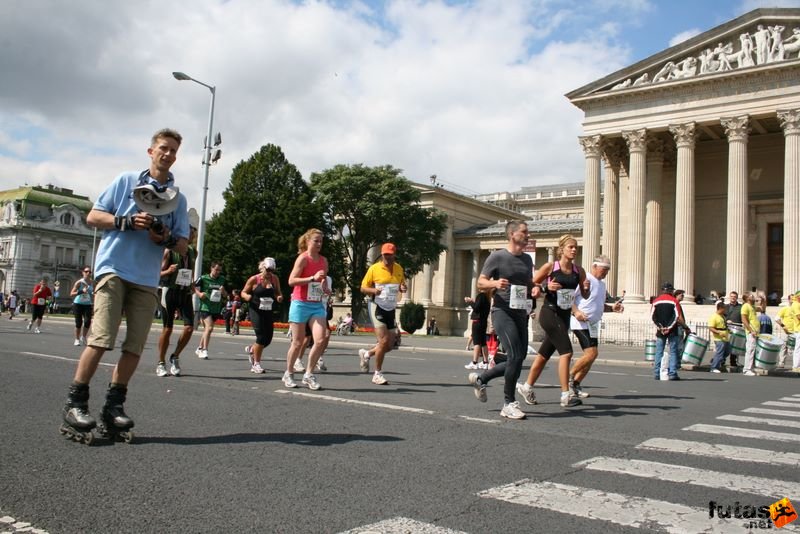 Nike Félmaraton budapesti futóverseny célja a Városligetben, nike_half_marathon_budapest_7135.jpg