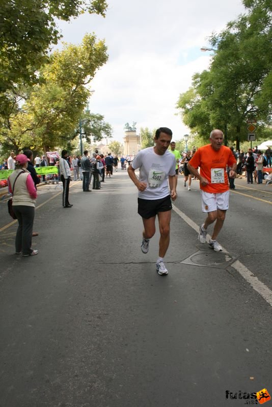 Nike Félmaraton budapesti futóverseny célja a Városligetben, nike_half_marathon_budapest_7154.jpg