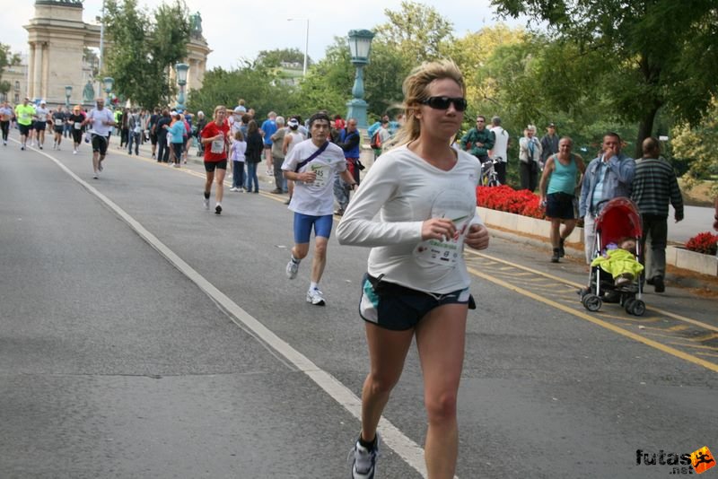 Nike Félmaraton budapesti futóverseny célja a Városligetben, nike_half_marathon_budapest_7205.jpg